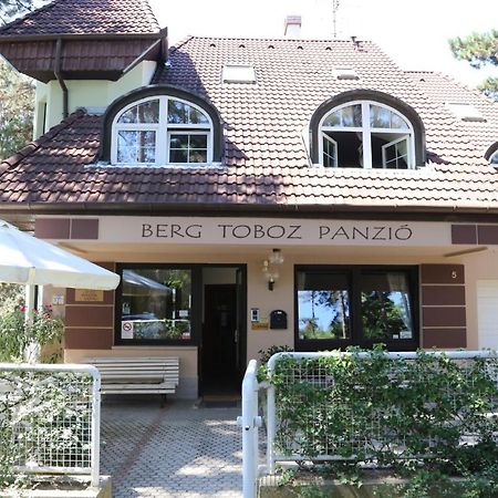 Berg Toboz Panzió Hotel Pécs Exterior foto